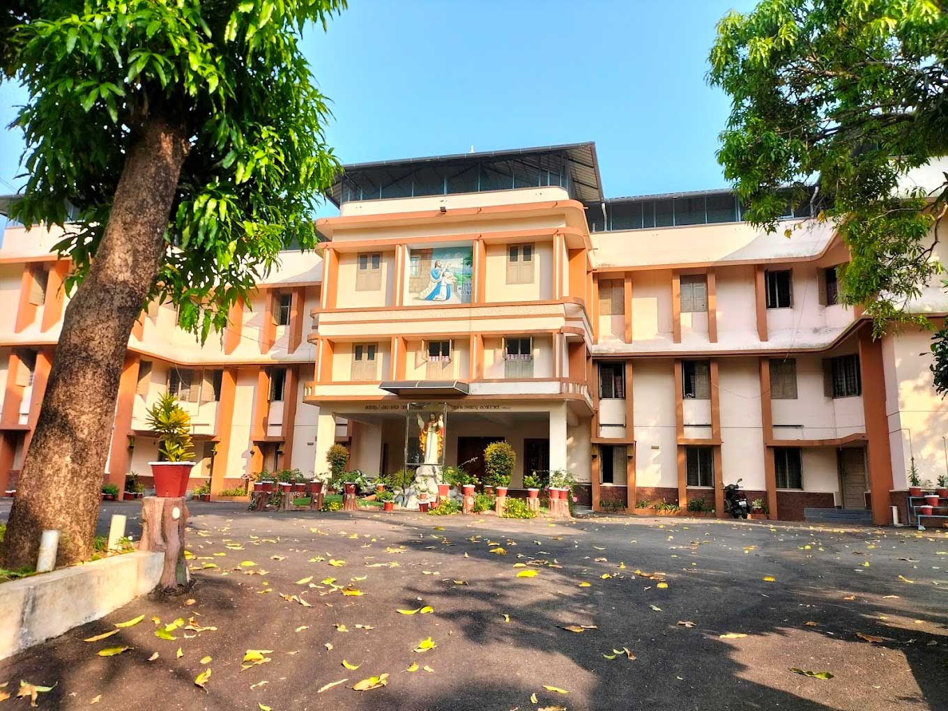JeevodayaProvincialHouse